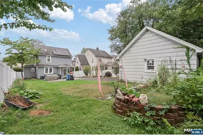 154 Sandford Avenue, North Plainfield, NJ 07060 - Photo 29