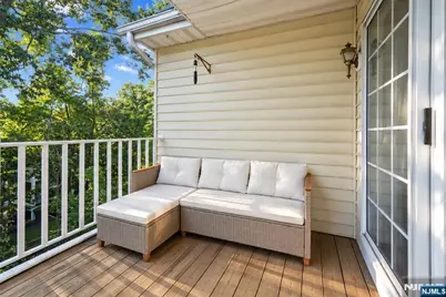 952 Juniper Way, Mahwah, NJ 07430 - Photo 11