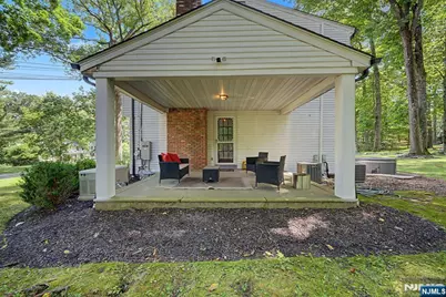 61 Heatherhill Lane, Woodcliff Lake, NJ 07677 - Photo 37