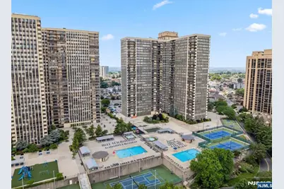 300 Winston, Cliffside Park, NJ 07010 - Photo 1
