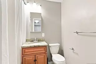 227 Columbus Dr 214B, Jersey City, NJ 07302 - Photo 7