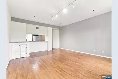 227 Columbus Drive 214B #214b, Jersey City, NJ 07302 - Photo 5