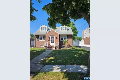 102 Oldis Street, Rochelle Park Township, NJ 07662 - Photo 3