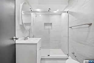 37 Hazelview Ave, Clifton, NJ 07011 - Photo 15