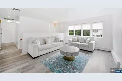 37 Hazelview Avenue, Clifton, NJ 07011 - Photo 17