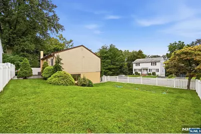 37 Hazelview Avenue, Clifton, NJ 07011 - Photo 43