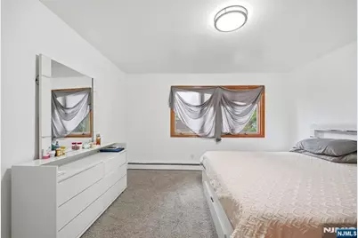 37 Hazelview Avenue, Clifton, NJ 07011 - Photo 31