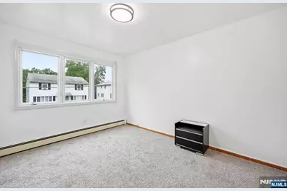 37 Hazelview Avenue, Clifton, NJ 07011 - Photo 37
