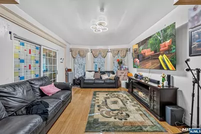 760-762 Parker Street, Newark, NJ 07104 - Photo 9