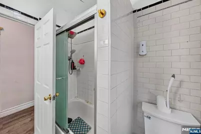 760-762 Parker Street, Newark, NJ 07104 - Photo 25