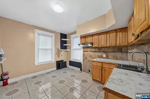 760-762 Parker St, Newark, NJ 07104 - Photo 29