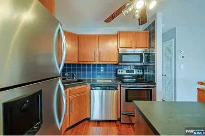 156 Liberty Street 8 #8, Little Ferry, NJ 07643 - Photo 7