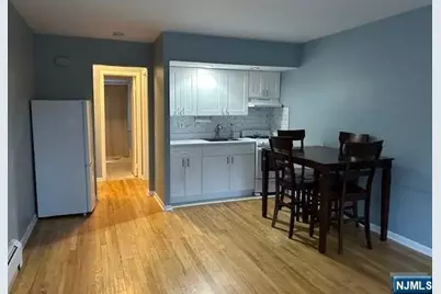 431 Grand Avenue 11 #11, Leonia, NJ 07605 - Photo 3