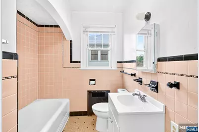 215 Terrace Avenue 2 #2, Hasbrouck Heights, NJ 07604 - Photo 13