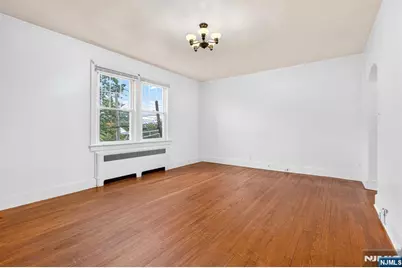 215 Terrace Avenue 2 #2, Hasbrouck Heights, NJ 07604 - Photo 5