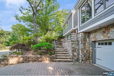 570 Grandview Terrace, Leonia, NJ 07605 - Photo 35