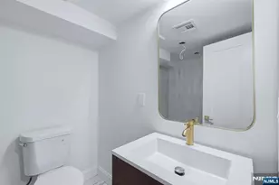 60 Lasalle Ave, Hasbrouck Heights, NJ 07604 - Photo 33