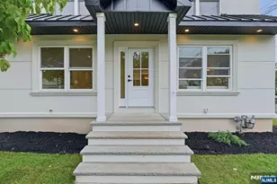 60 Lasalle Ave, Hasbrouck Heights, NJ 07604 - Photo 3