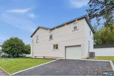 60 Lasalle Avenue, Hasbrouck Heights, NJ 07604 - Photo 41