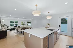 60 Lasalle Ave, Hasbrouck Heights, NJ 07604 - Photo 11