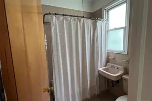 147 Terhune Ave 2, Jersey City, NJ 07305 - Photo 5