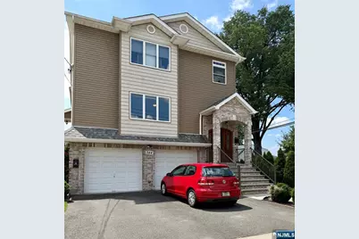 344 2nd Avenue, Lyndhurst Township, NJ 07071 - Photo 1