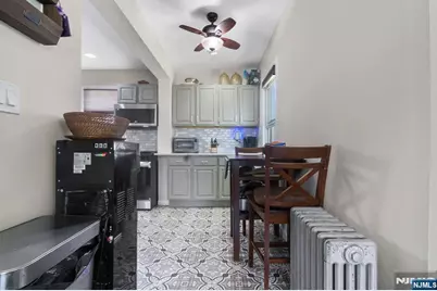 330 Simons Avenue, Hackensack, NJ 07601 - Photo 19