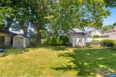 330 Simons Avenue, Hackensack, NJ 07601 - Photo 9