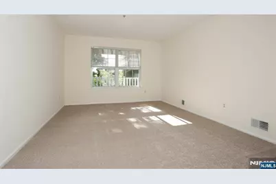 1273 Paddington Road, Mahwah, NJ 07430 - Photo 17