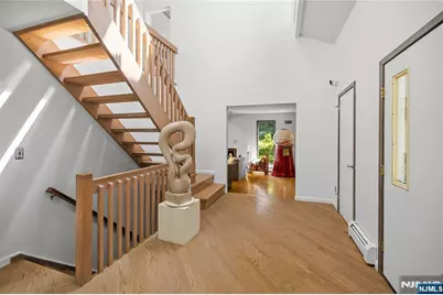 22 Angela Court, Woodcliff Lake, NJ 07677 - Photo 9