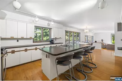 22 Angela Court, Woodcliff Lake, NJ 07677 - Photo 21