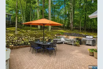 90 Highland Street, Park Ridge, NJ 07656 - Photo 19