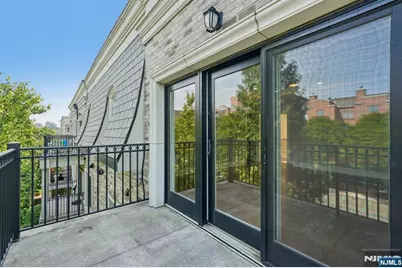 20 Marquis Court, Edgewater, NJ 07020 - Photo 31