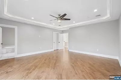 20 Marquis Court, Edgewater, NJ 07020 - Photo 21