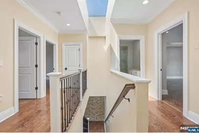 20 Marquis Court, Edgewater, NJ 07020 - Photo 11