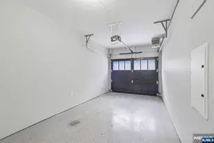 20 Marquis Ct, Edgewater, NJ 07020 - Photo 29
