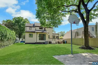 405 Terhune Avenue, Paramus, NJ 07652 - Photo 25