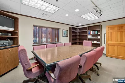 55 Paramus, Paramus, NJ 07652 - Photo 11