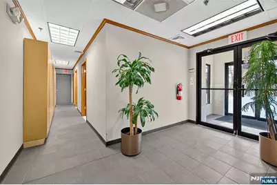 55 Paramus, Paramus, NJ 07652 - Photo 3