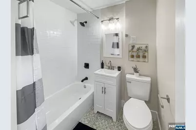 81 Franklin Road, Teaneck Township, NJ 07666 - Photo 19