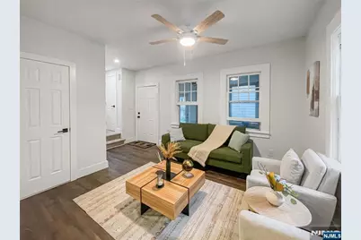 81 Franklin Road, Teaneck Township, NJ 07666 - Photo 5