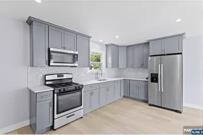 97 Cedar Hill Avenue, Belleville, NJ 07109 - Photo 13