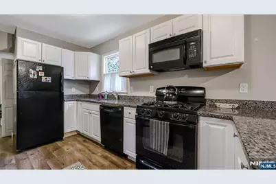 15 Grandview Avenue, Oakland, NJ 07436 - Photo 7