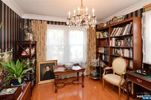12-17 Roosevelt Pl, Fair Lawn, NJ 07410 - Photo 5