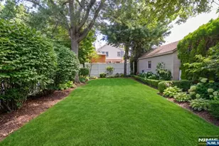12-17 Roosevelt Pl, Fair Lawn, NJ 07410 - Photo 19