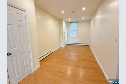 15A Grove Street 15A #15A, Tenafly, NJ 07670 - Photo 5