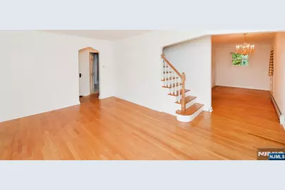 39-39 Brookside Avenue, Fair Lawn, NJ 07410 - Photo 3