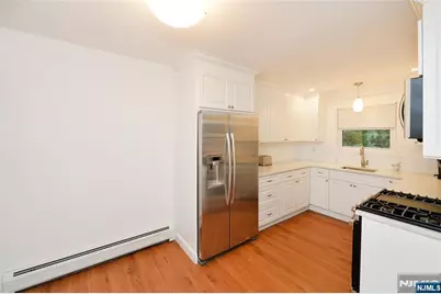 39-39 Brookside Avenue, Fair Lawn, NJ 07410 - Photo 7