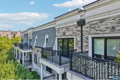 6 Marquis Court, Edgewater, NJ 07020 - Photo 33