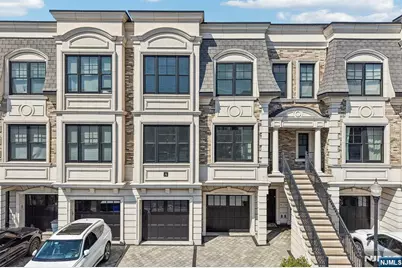 6 Marquis Court, Edgewater, NJ 07020 - Photo 1